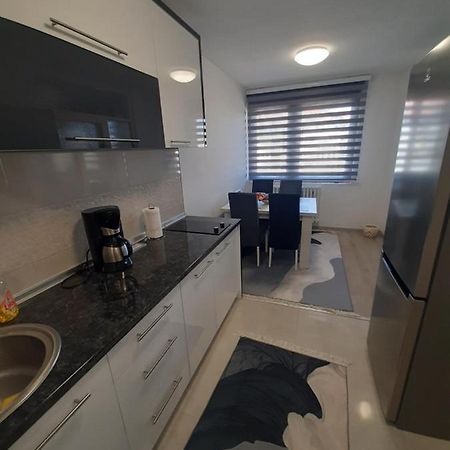Great Apartment Adi Sarajevo Luaran gambar
